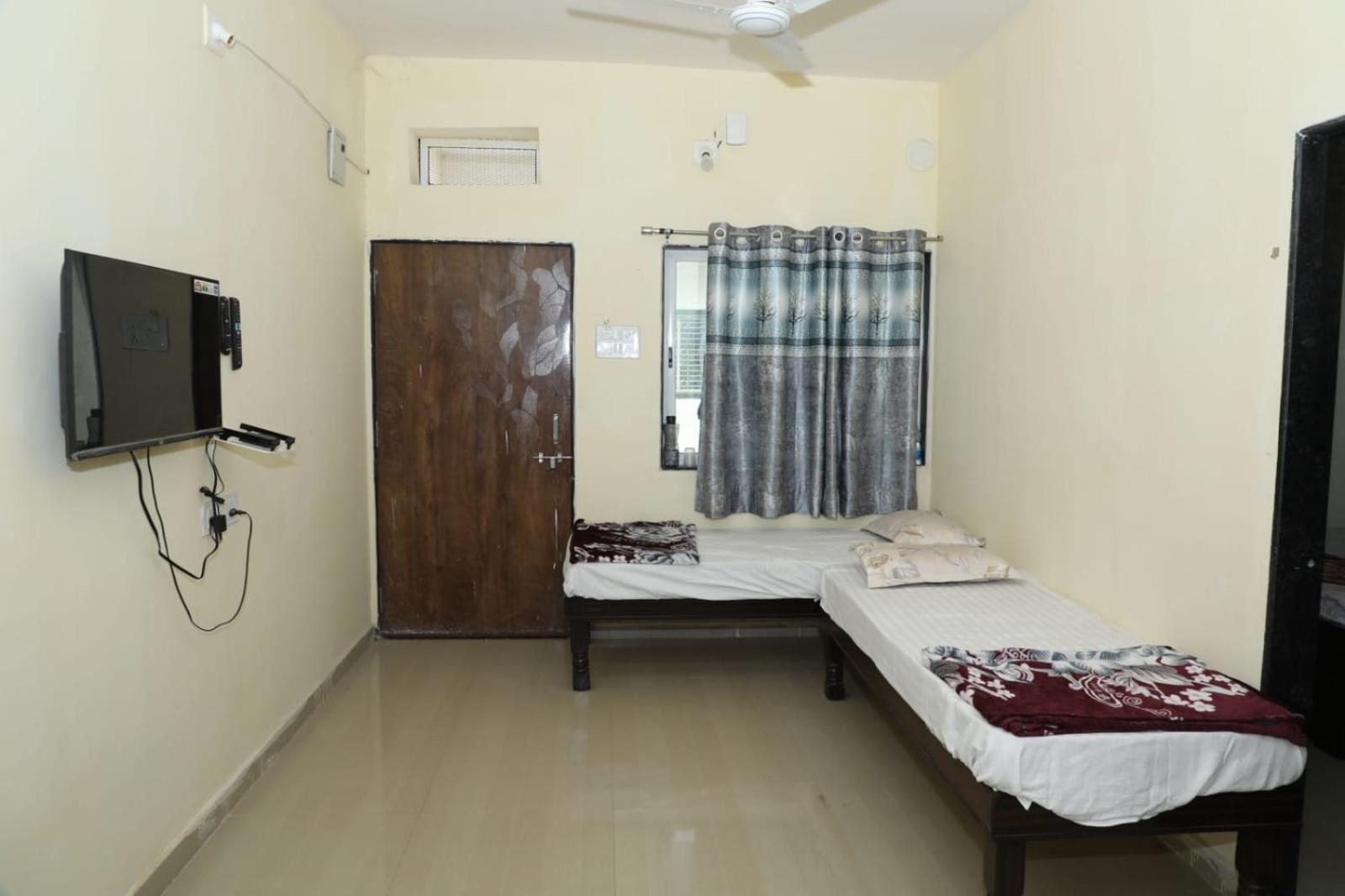 Aradhya Prime Home Stay Garudeshwar 외부 사진